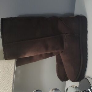 Ugg tall chocolate